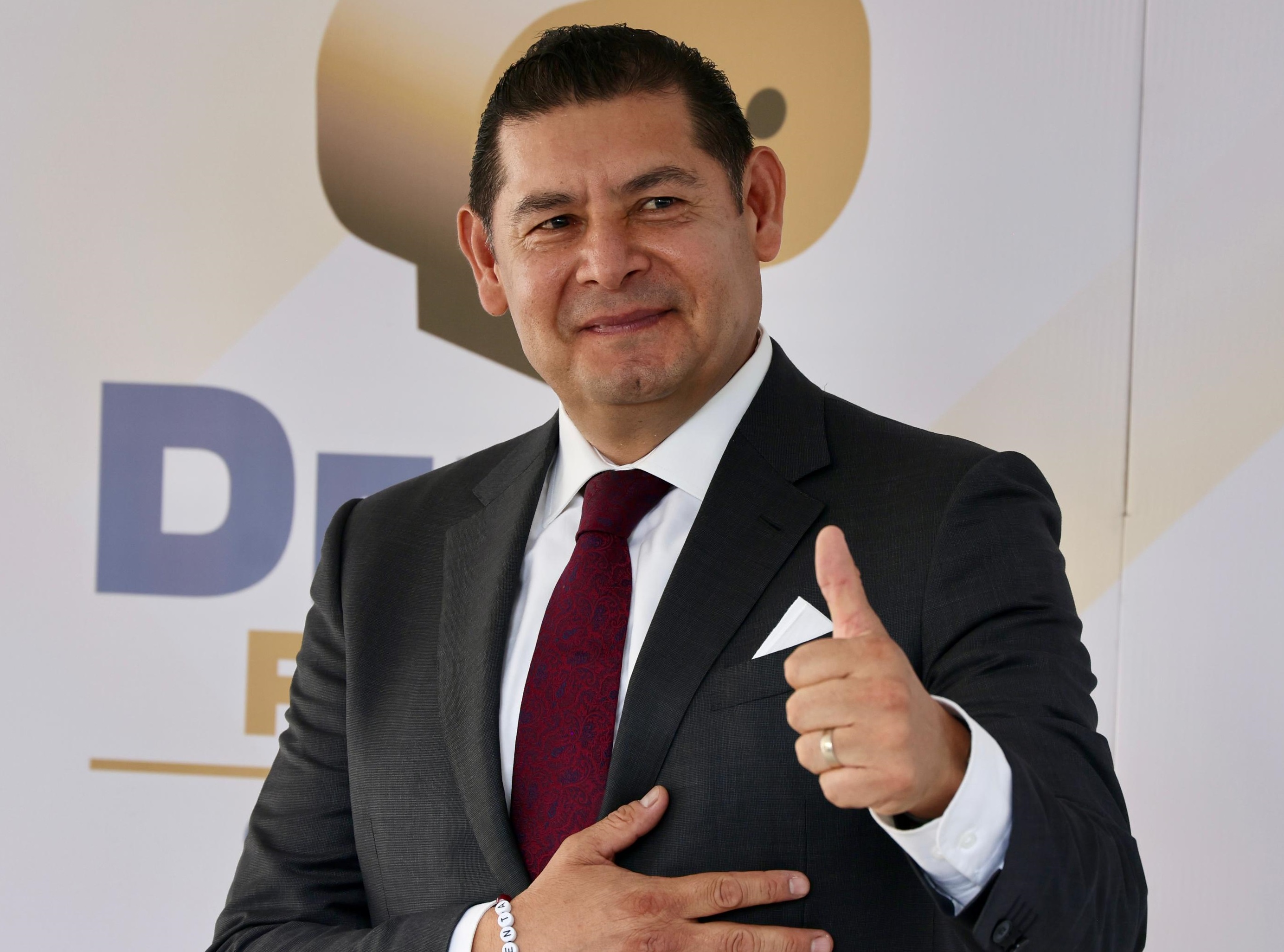 Armenta sale fortalecido tras debate: Análisis digital revela preferencia en redes sociales
