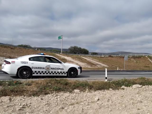 Balean en la cara a conductor de camioneta sobre la Cuacnopalan-Oaxaca