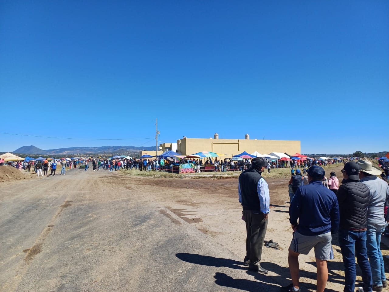 Carrera de carcachas deja una mujer herida de gravedad en Xaloztoc