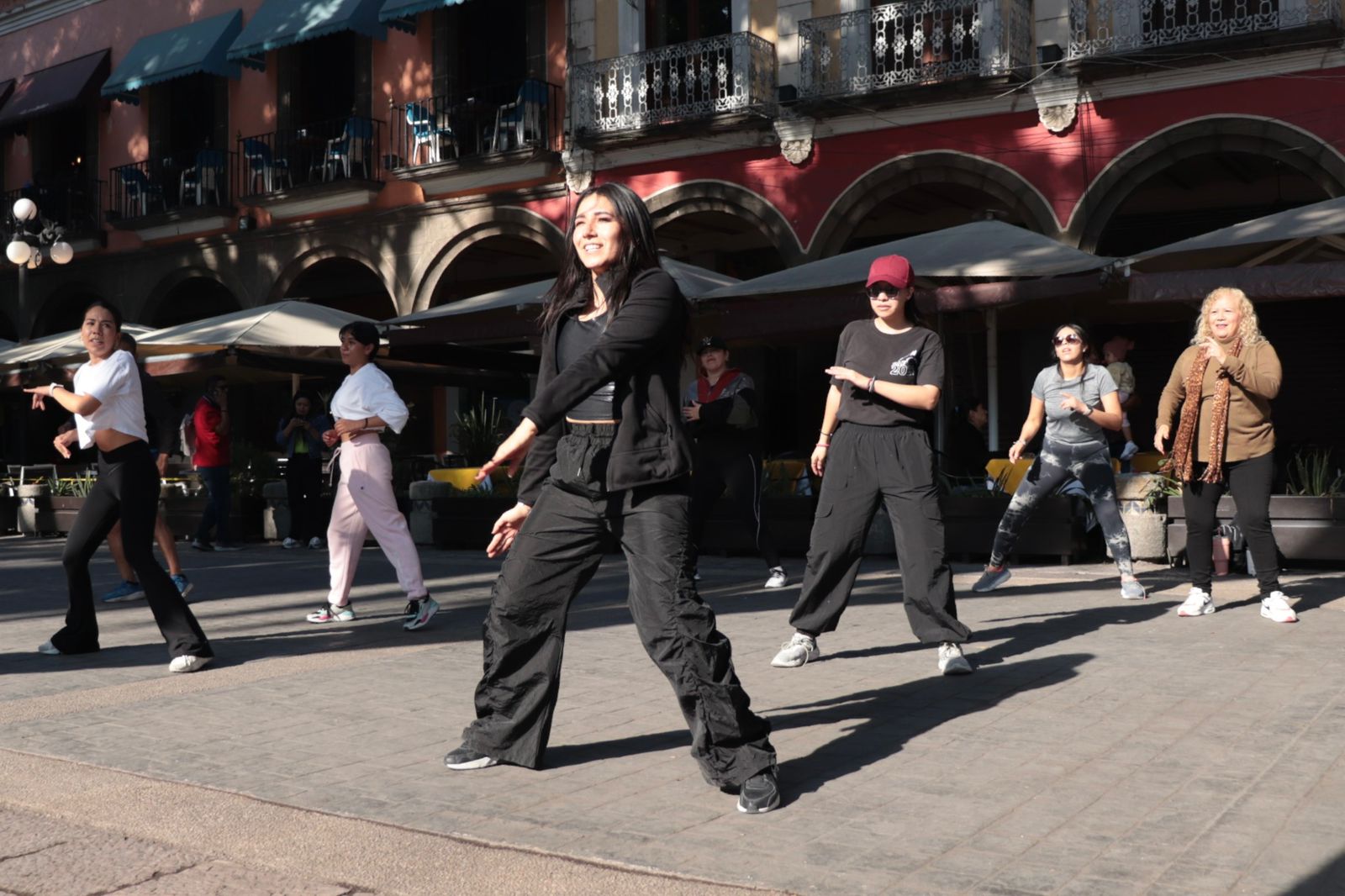 Gran aceptación del entrenamiento funcional durante la Vía Recreativa en la ciudad