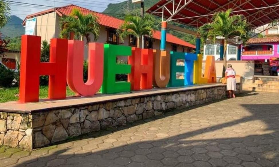 Anuncia la Feria del Divino Salvador en Huehuetla 