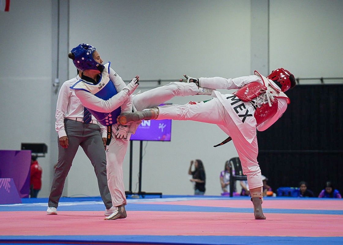 Clavados, squash y taekwondo guían a México al podio
