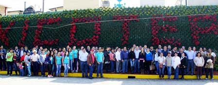 Xicotepec inaugura muro verde pero tiene tiradero abierto