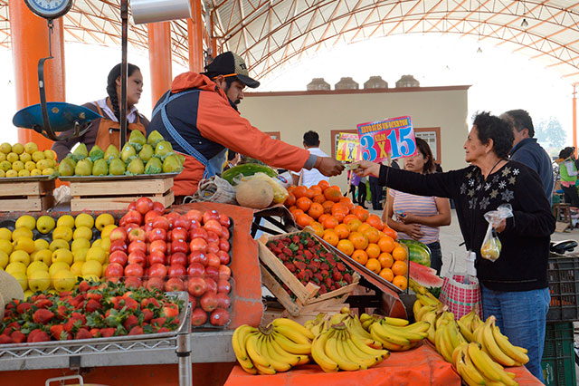 Abre a la gente el nuevo tianguis de Xixitla