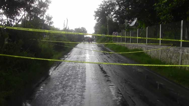 Cierran carretera Cuetzalan – Zacapoaxtla afectada por lluvias