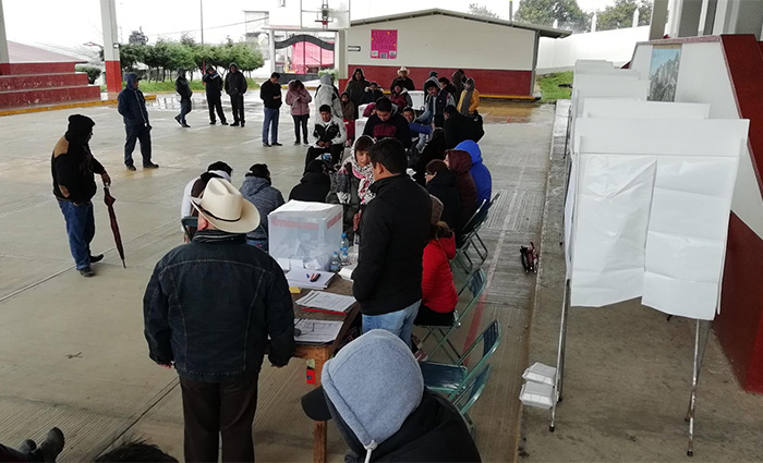 En calma, transcurren comicios en Zacapoaxtla