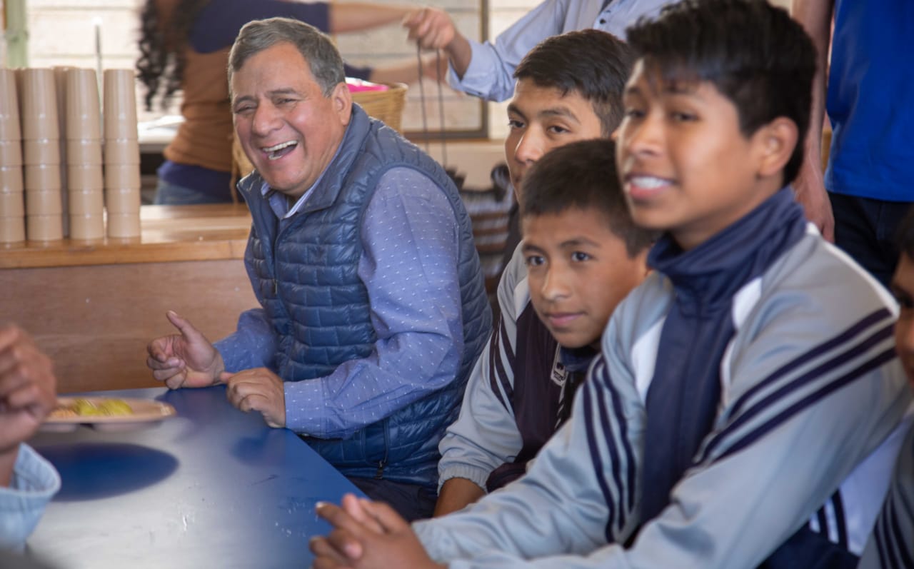 Lecona entrega comedor escolar a Telesecundaria Vicente Guerrero