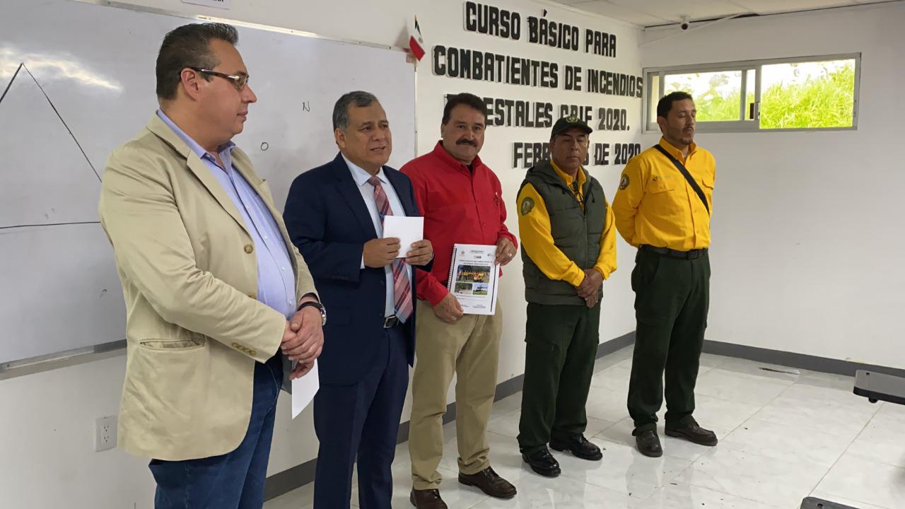 Capacitan a personal de Seguridad y Protección Civil en Zacatlán