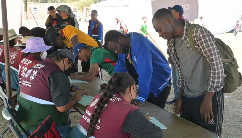 Servidores de la nación en Zacatlán formarán parte de brigada para ayudar migrantes 