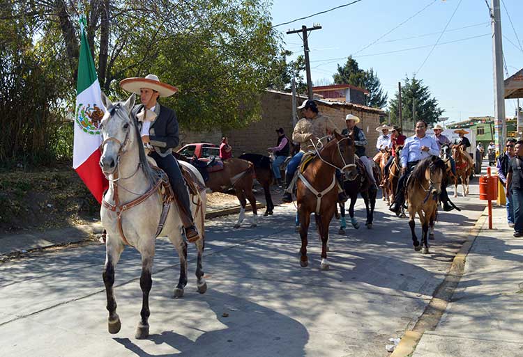 Edil de San Pedro pide defender a México de amenazas