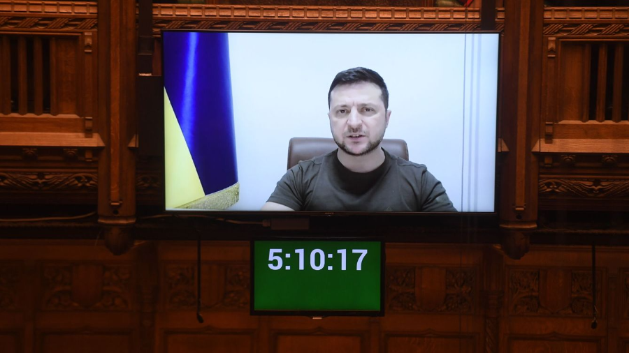 Ucrania ofrece quedar fuera de la OTAN y asumir neutralidad: Zelensky