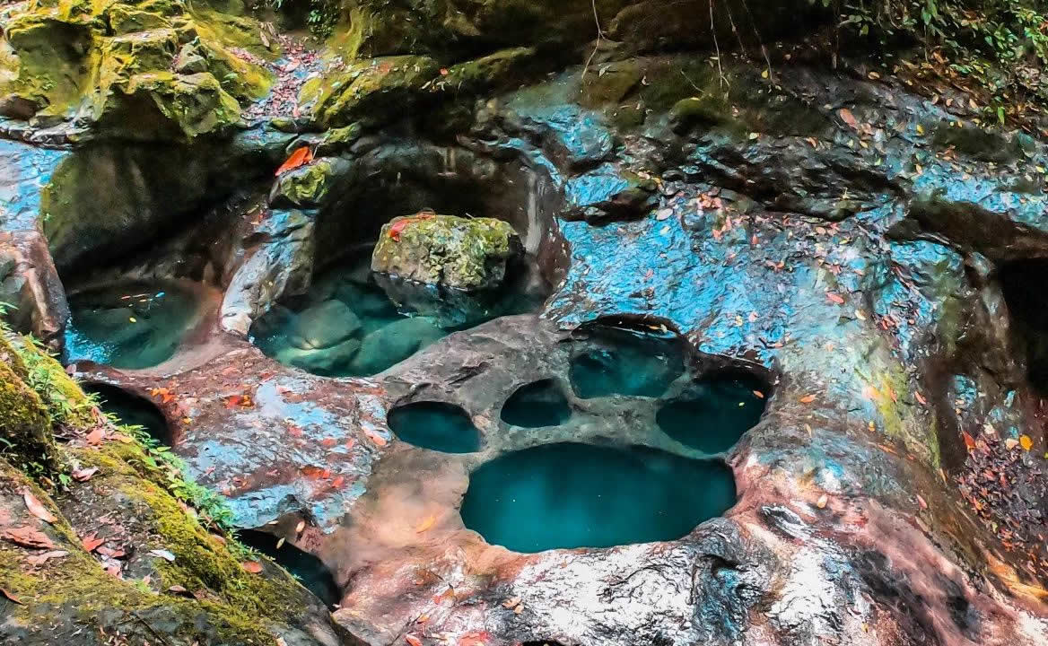 Conoce estas bellezas naturales para nadar y relajarte en Puebla 